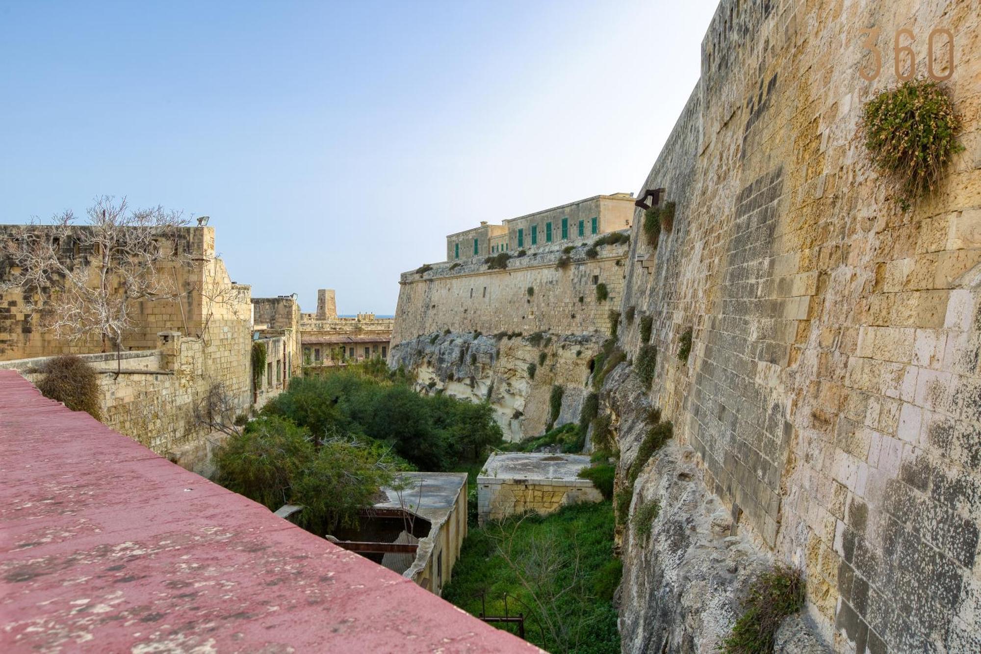 Comfortable 1Br Home With Maltese Balcony In Valletta By 360 Estates 外观 照片
